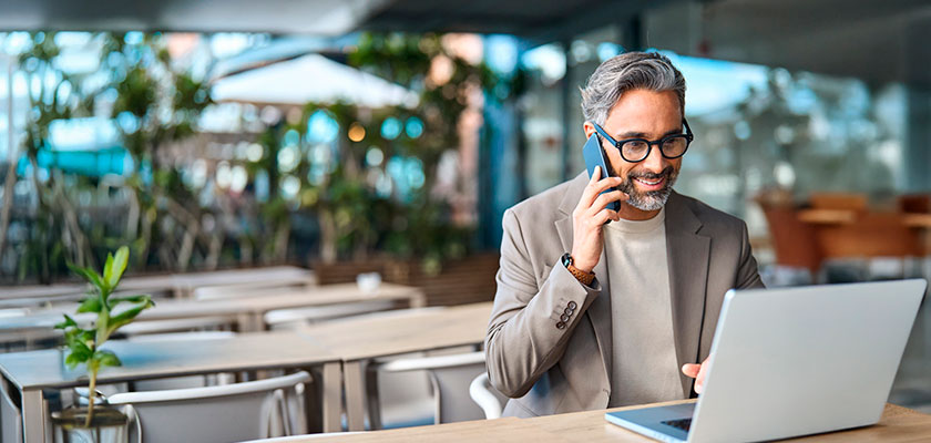 Contamos con soluciones de telefonía básicas para tu empresa como Telefonía Fija Corporativa, Línea Fija Empresarial y Línea Fija Inalámbrica Alt
